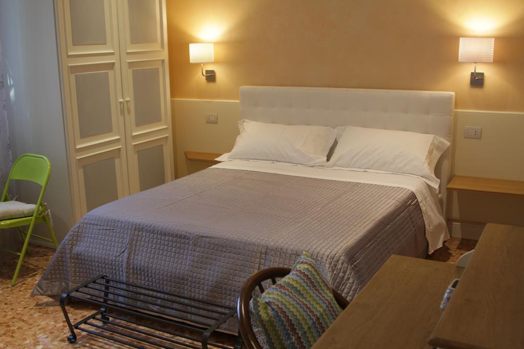 ريميني B&B I Propilei Di San Girolamo المظهر الخارجي الصورة